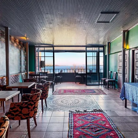 Cheers Vintage Hostel Istanbul