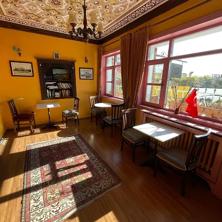 Cheers Vintage Hostel