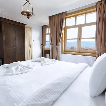 Cheers Vintage Hostel