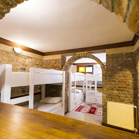 Cheers Vintage Hostel