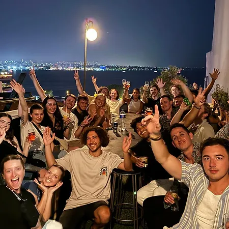 Cheers Vintage אכסניה איסטמבול