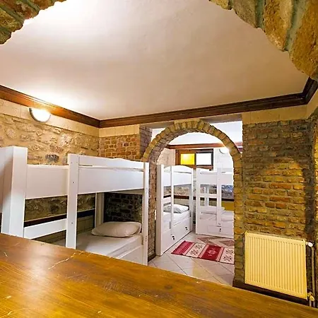 Cheers Vintage Hostel İstanbul