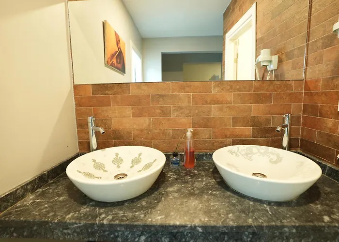 אכסניה Cheers Vintage