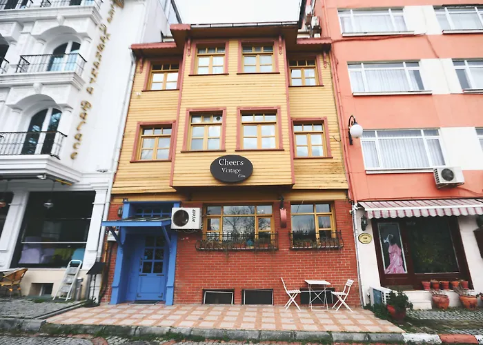 אכסניה Cheers Vintage *