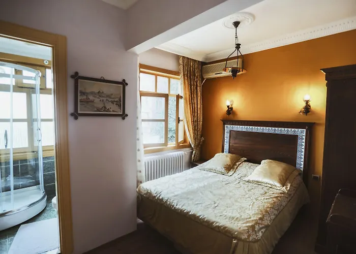 Cheers Vintage אכסניה *