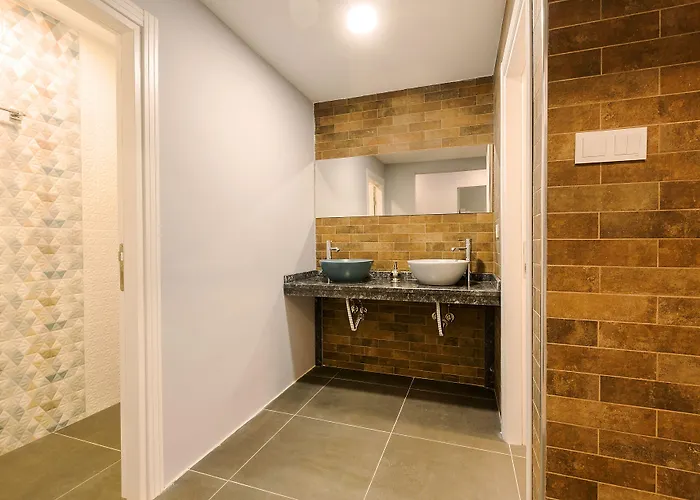 אכסניה Cheers Vintage *