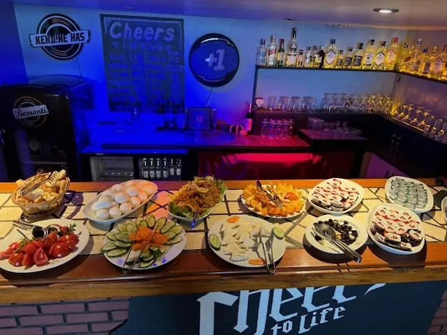 Cheers Vintage אכסניה