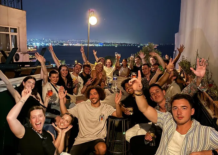 Cheers Vintage אכסניה איסטמבול