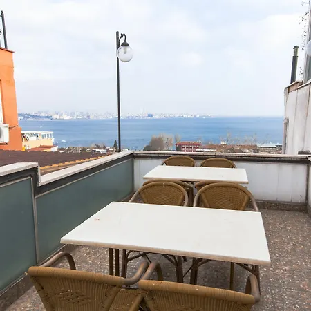 Cheers Vintage Hostal Estambul